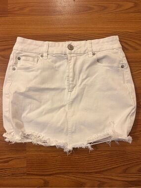 American Eagle White Denim Skirt